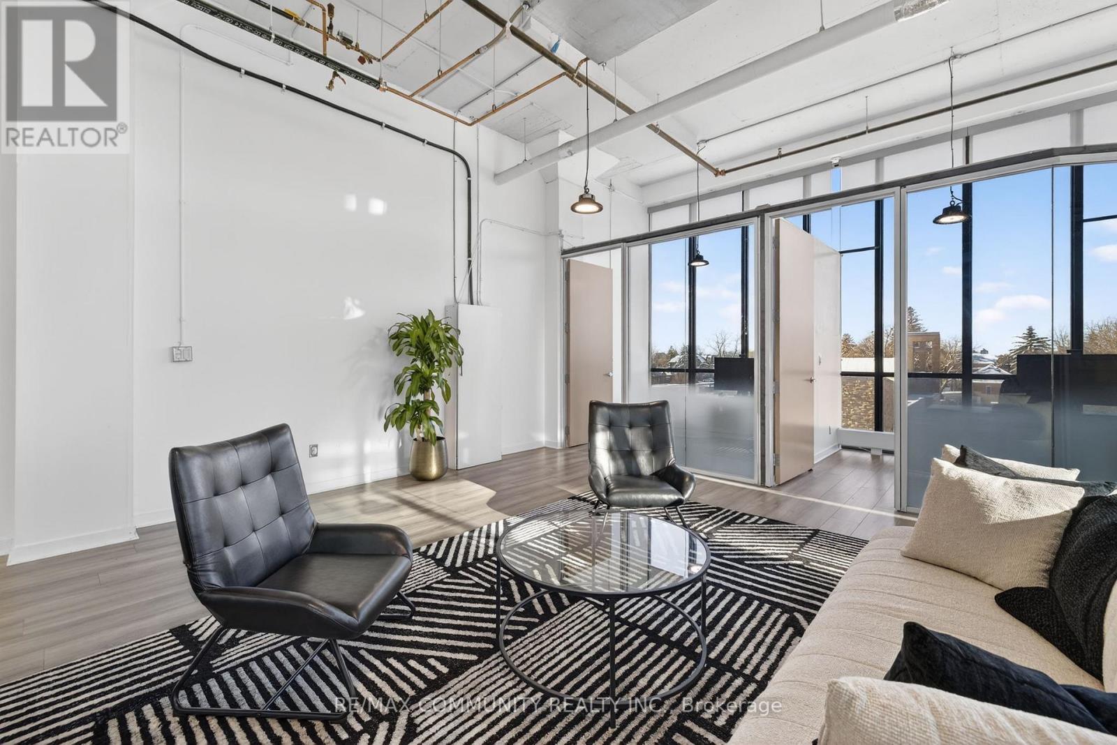 310 - 4750 Yonge Street, Toronto, ON