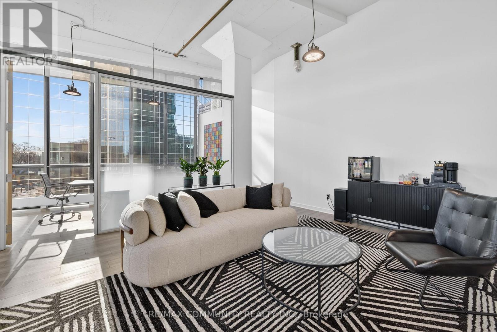 310 - 4750 Yonge Street, Toronto, ON