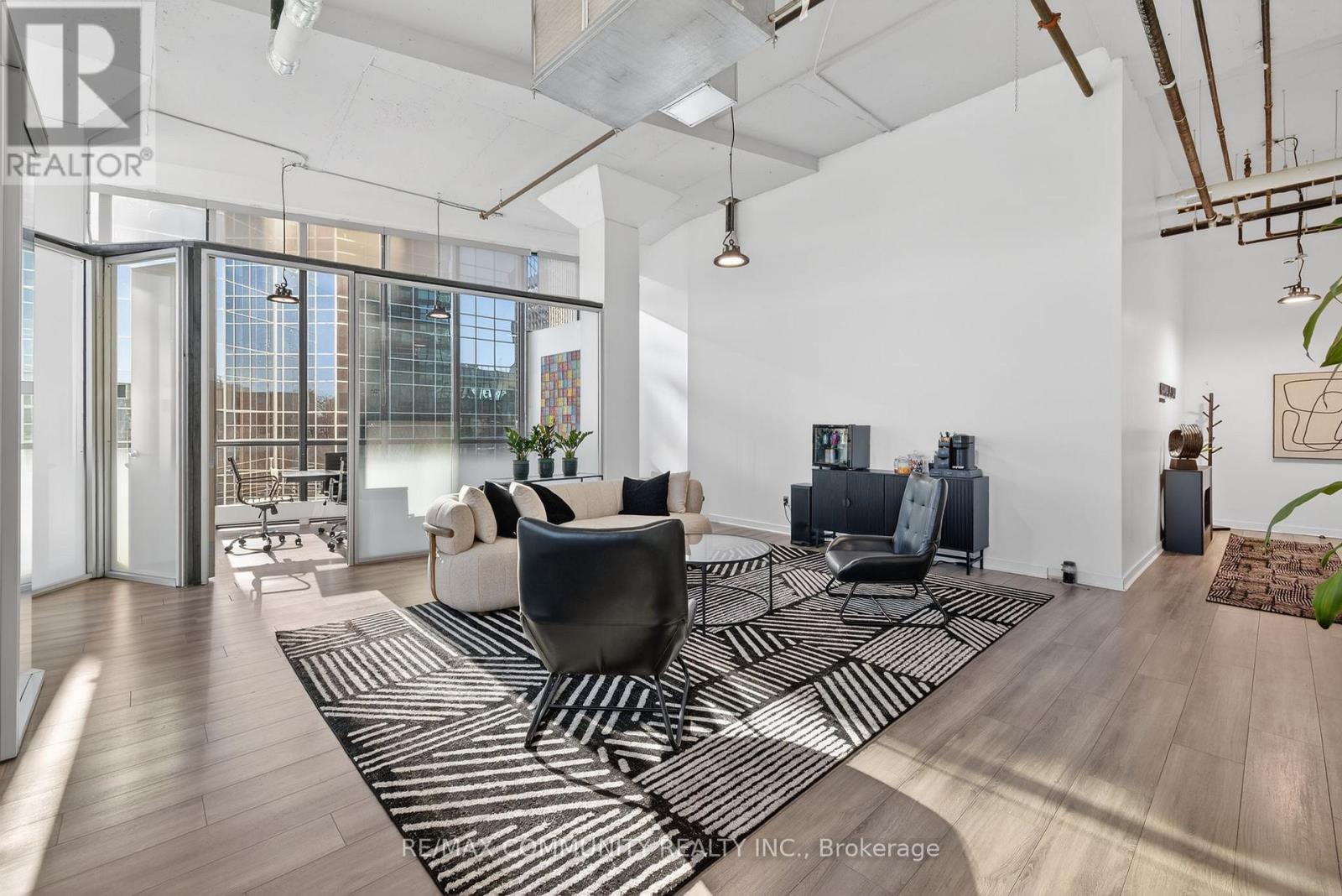 310 - 4750 Yonge Street, Toronto, ON