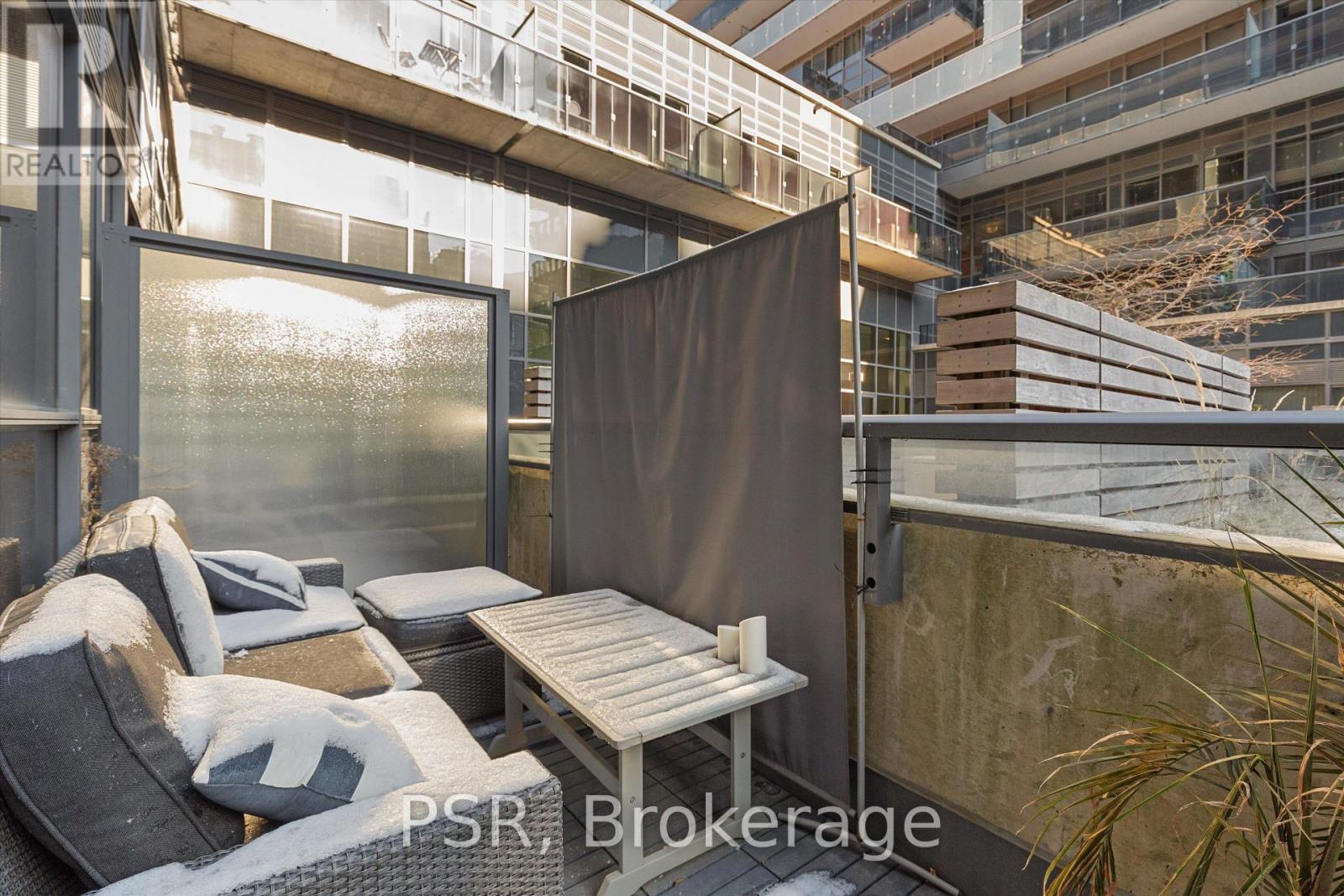 223 - 1030 King Street W, Toronto, ON - Outdoor