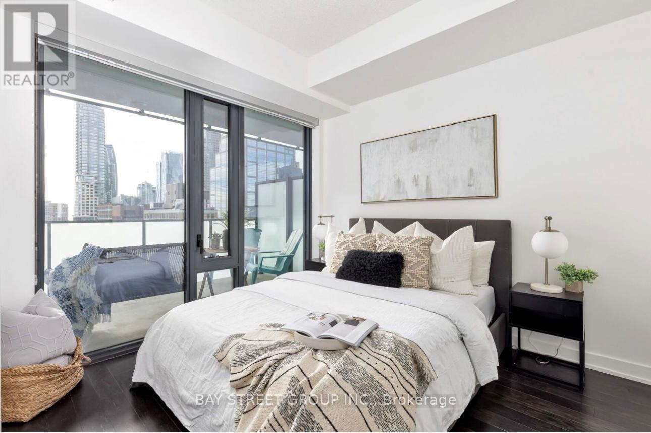 2208 - 25 Richmond Street E, Toronto, ON - Indoor Photo Showing Bedroom