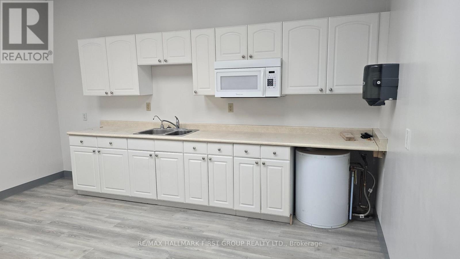 3 - 900 Mckay Road, Pickering, ON