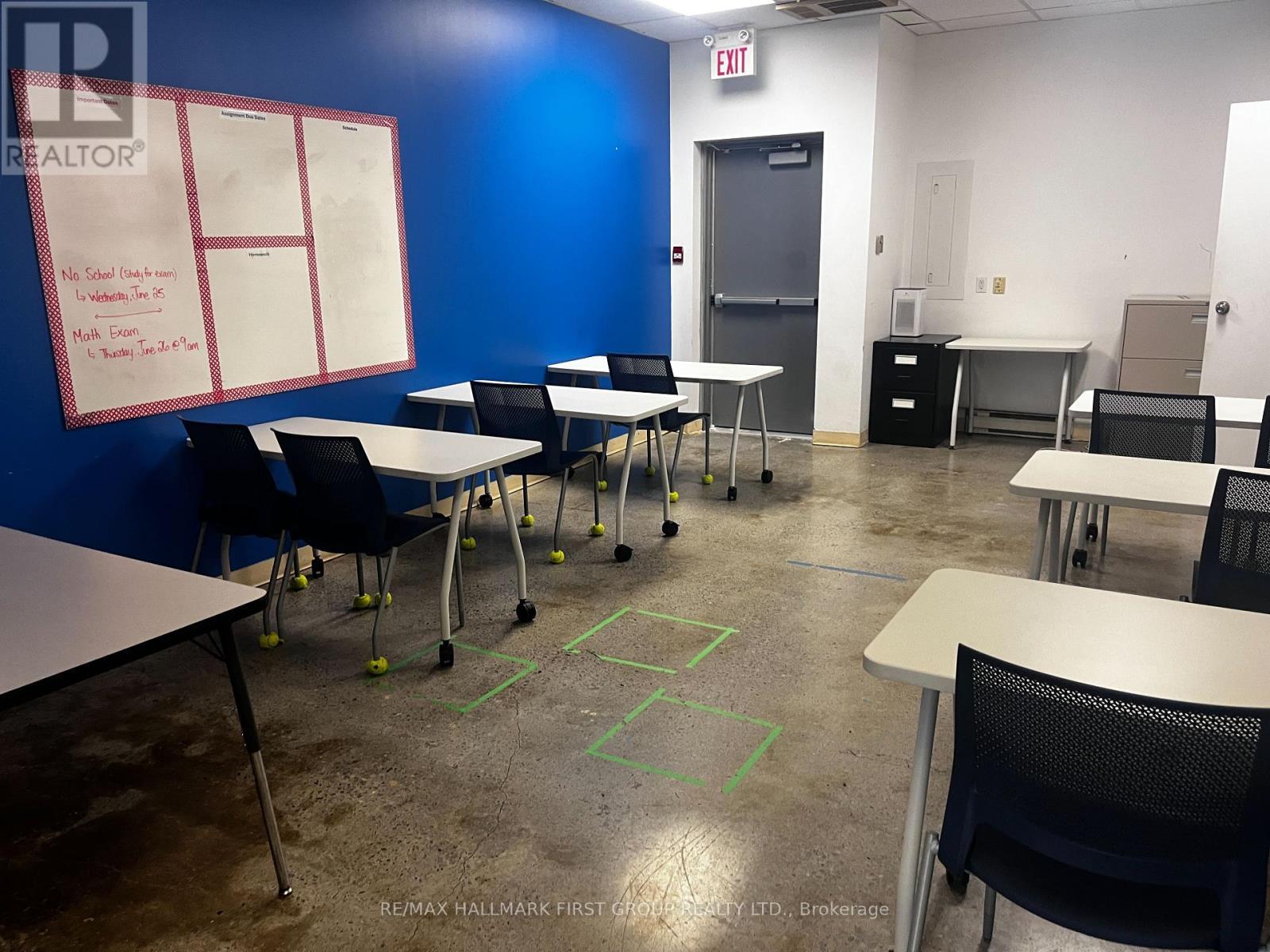 #1-4 - 209 Dundas Street E, Whitby, ON