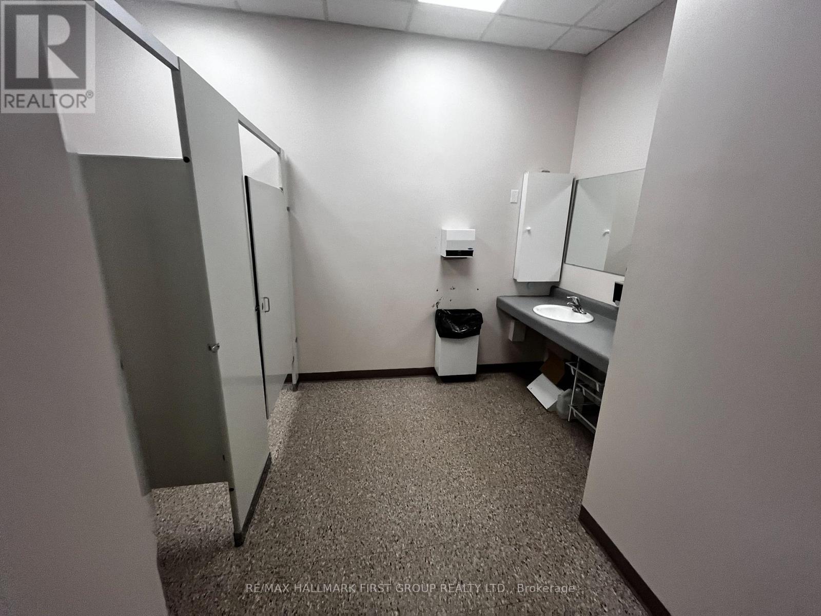 #1-4 - 209 Dundas Street E, Whitby, ON