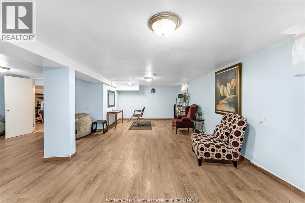 10615 Keating Crescent, Windsor, ON - Indoor