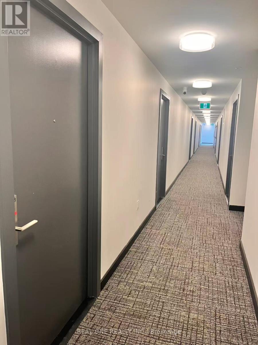 808 - 86 Dundas Street E, Mississauga, ON - Indoor Photo Showing Other Room