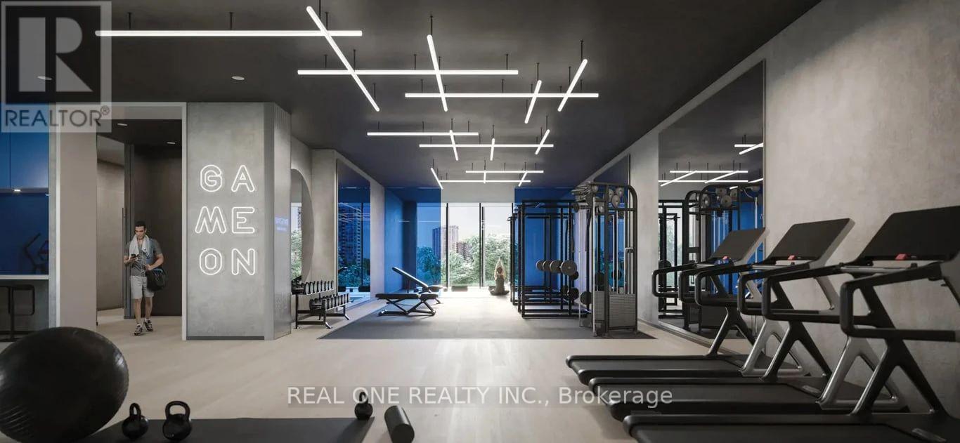 808 - 86 Dundas Street E, Mississauga, ON - Indoor Photo Showing Gym Room