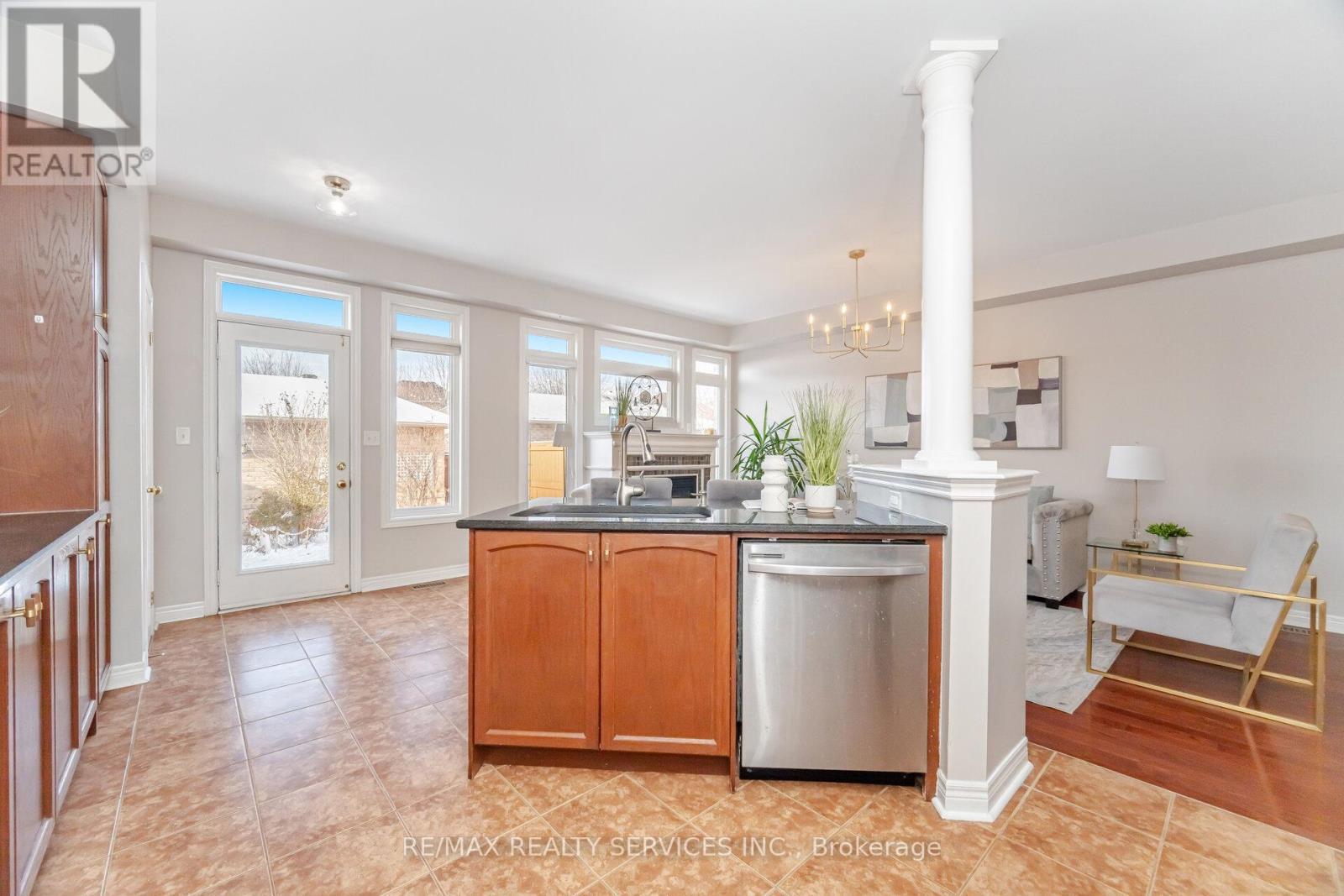 3027 Richview Boulevard, Oakville, ON - Indoor Photo Showing Kitchen