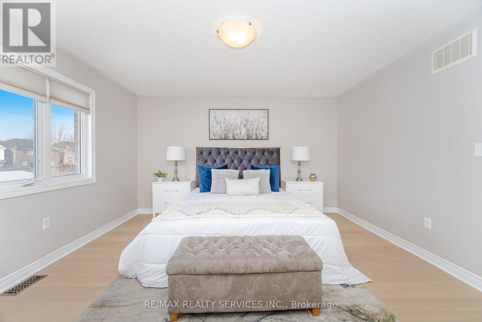 3027 Richview Boulevard, Oakville, ON - Indoor Photo Showing Bedroom