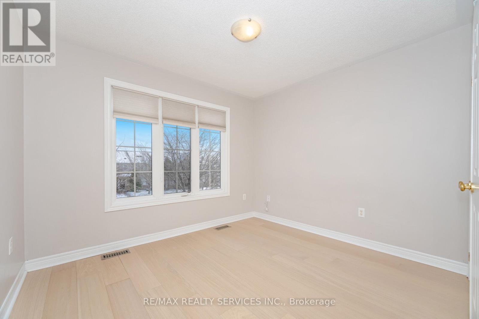 3027 Richview Boulevard, Oakville, ON - Indoor Photo Showing Other Room
