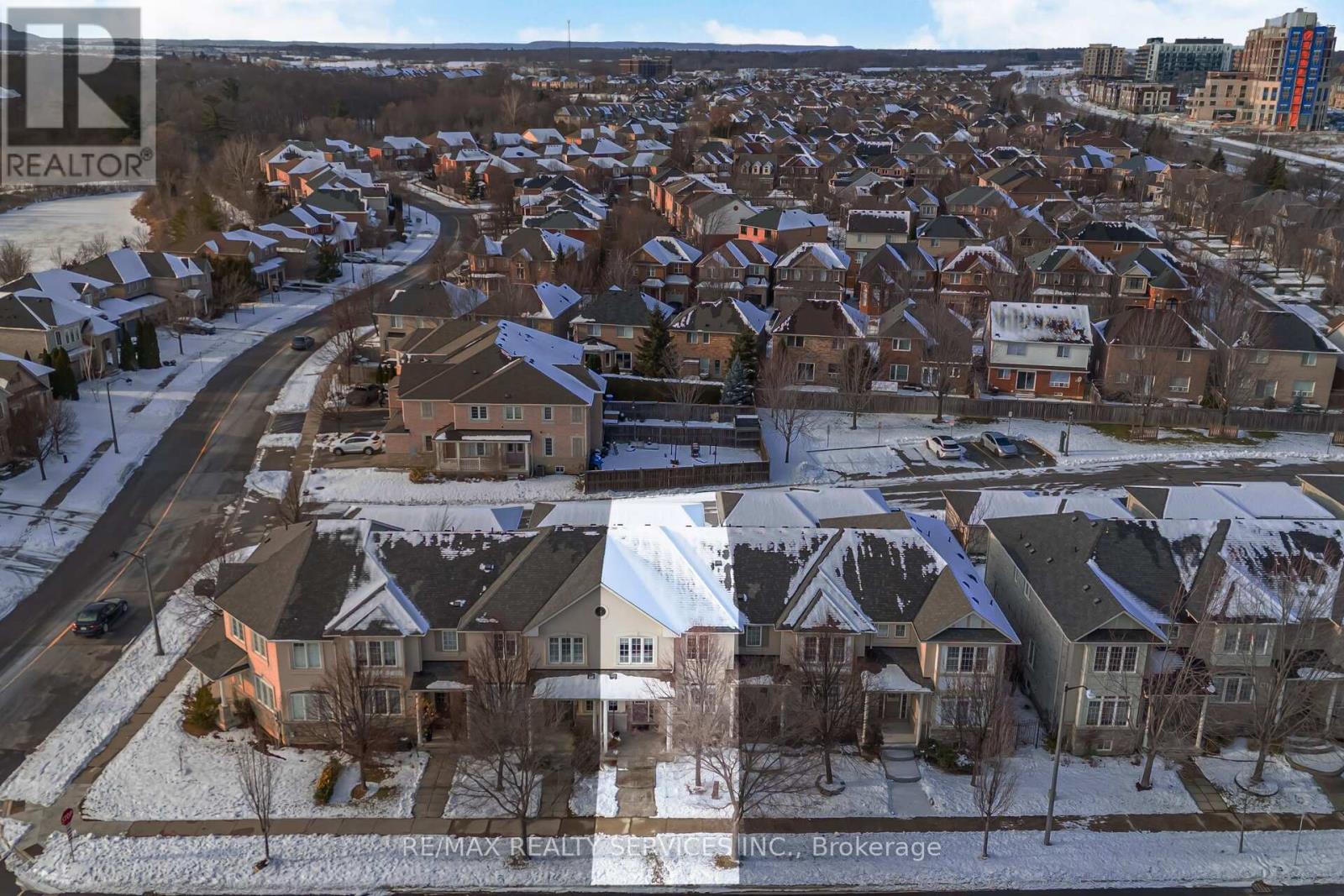 3027 Richview Boulevard, Oakville, ON - Outdoor