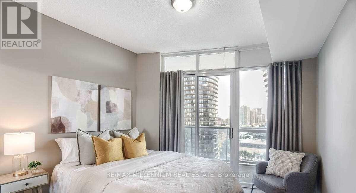 1707 - 80 Absolute Avenue, Mississauga, ON - Indoor Photo Showing Bedroom