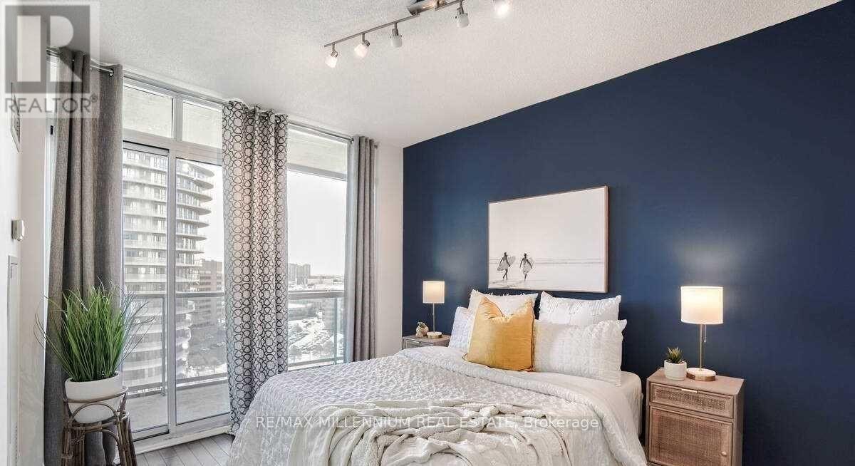 1707 - 80 Absolute Avenue, Mississauga, ON - Indoor Photo Showing Bedroom