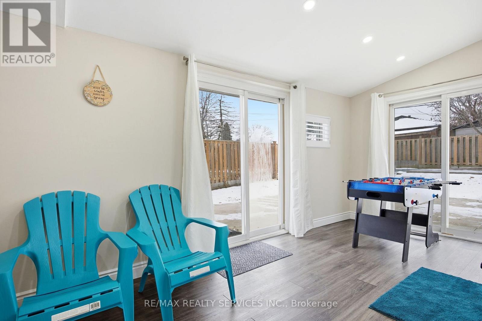 17 Avening Drive, Toronto, ON - Indoor Photo Showing Other Room