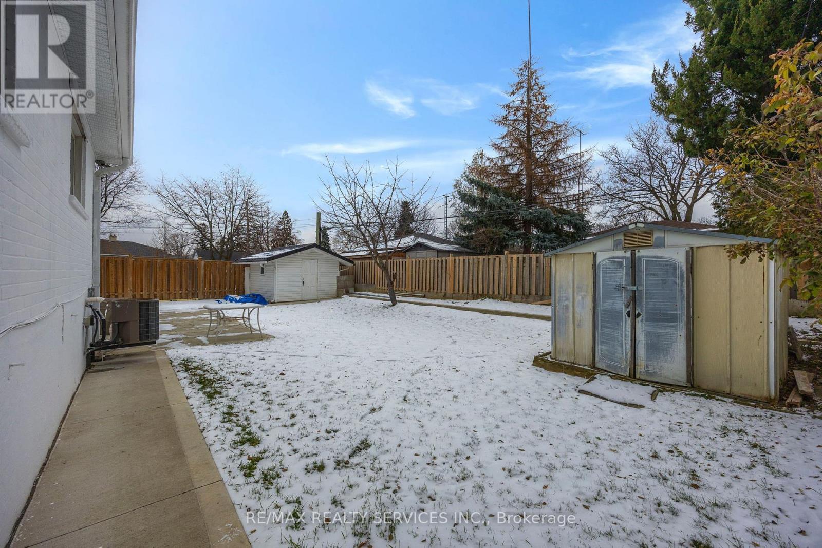 17 Avening Drive, Toronto, ON - Outdoor