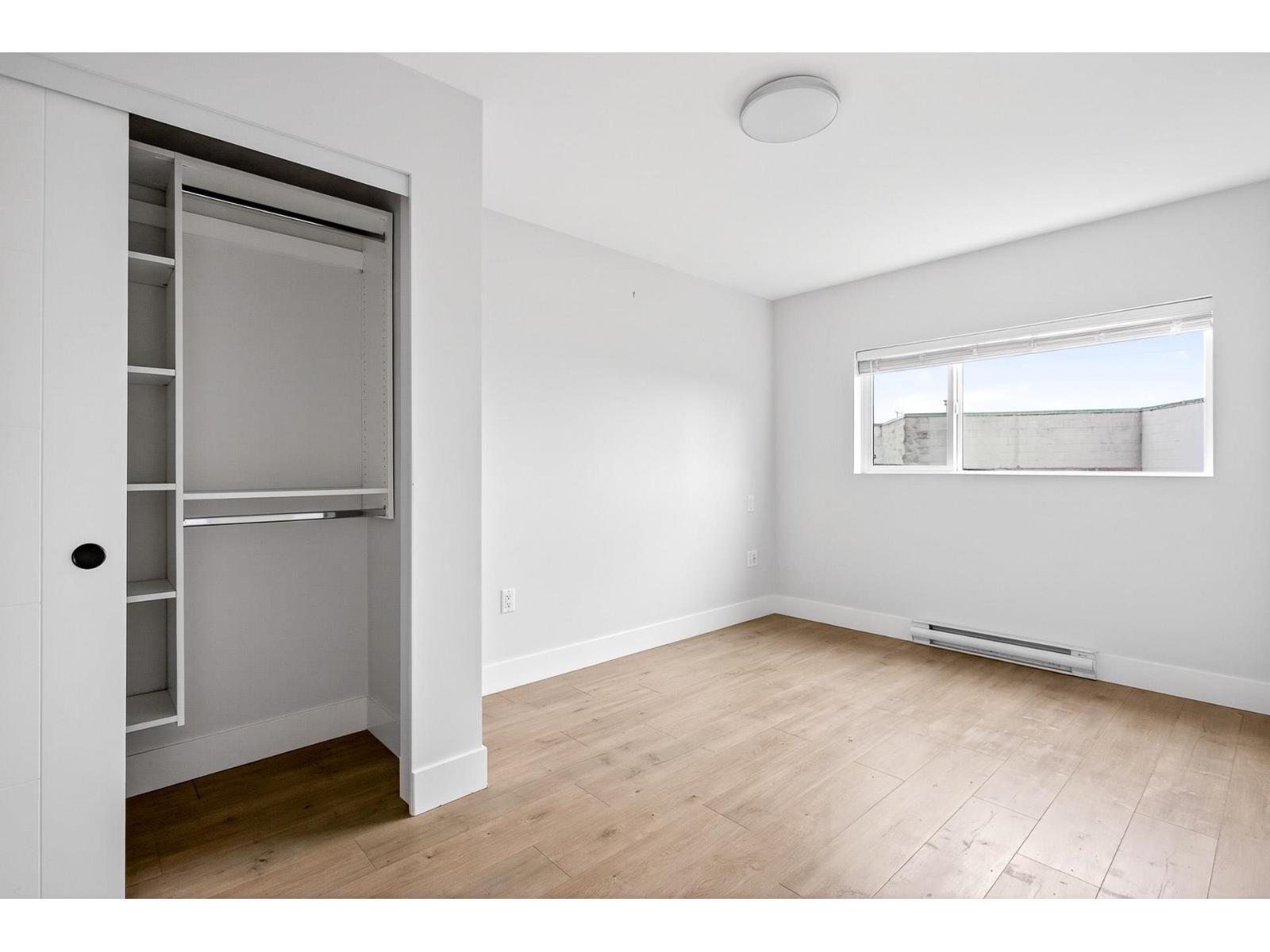 214 20061 Fraser Highway, Langley, BC - Indoor Photo Showing Other Room