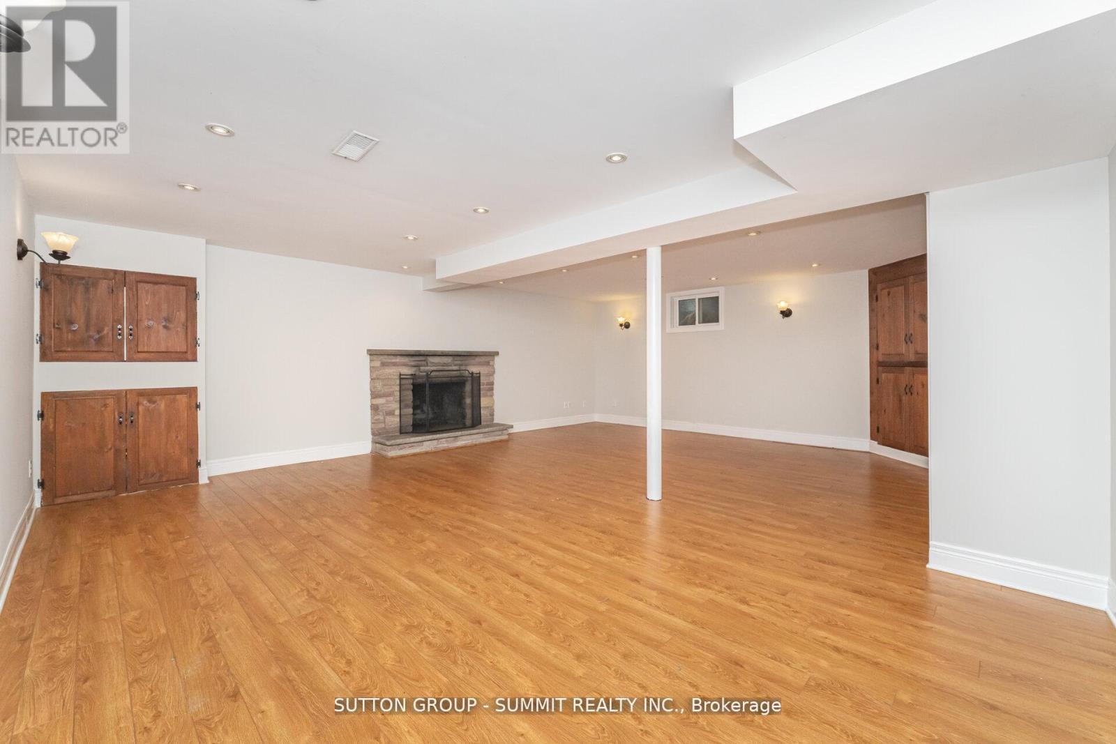 3018 Dalehurst Drive, Mississauga, ON - Indoor With Fireplace
