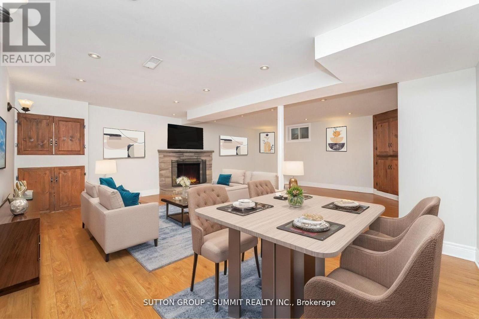 3018 Dalehurst Drive, Mississauga, ON - Indoor With Fireplace