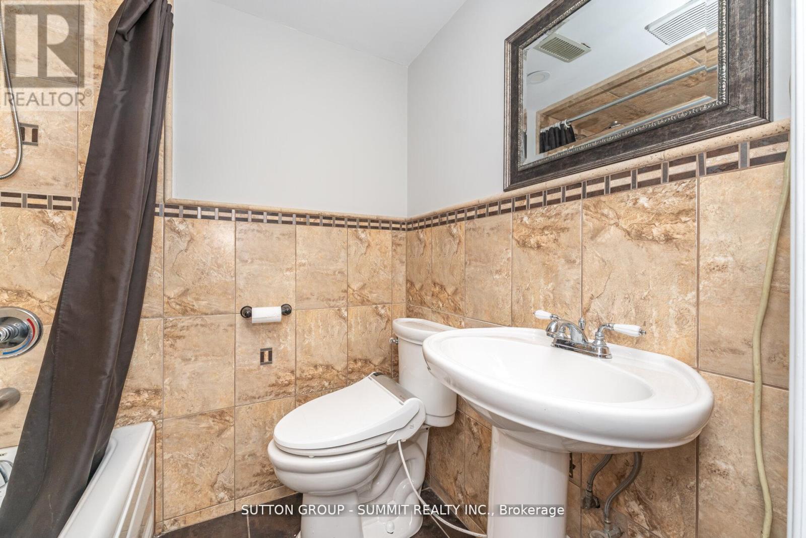 3018 Dalehurst Drive, Mississauga, ON - Indoor Photo Showing Bathroom