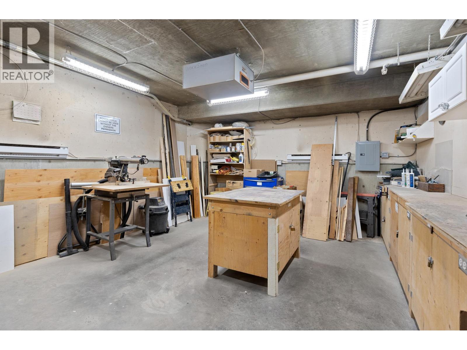 Woodshop onsite - 303 Whitman Road Unit# 106, Kelowna, BC - Indoor
