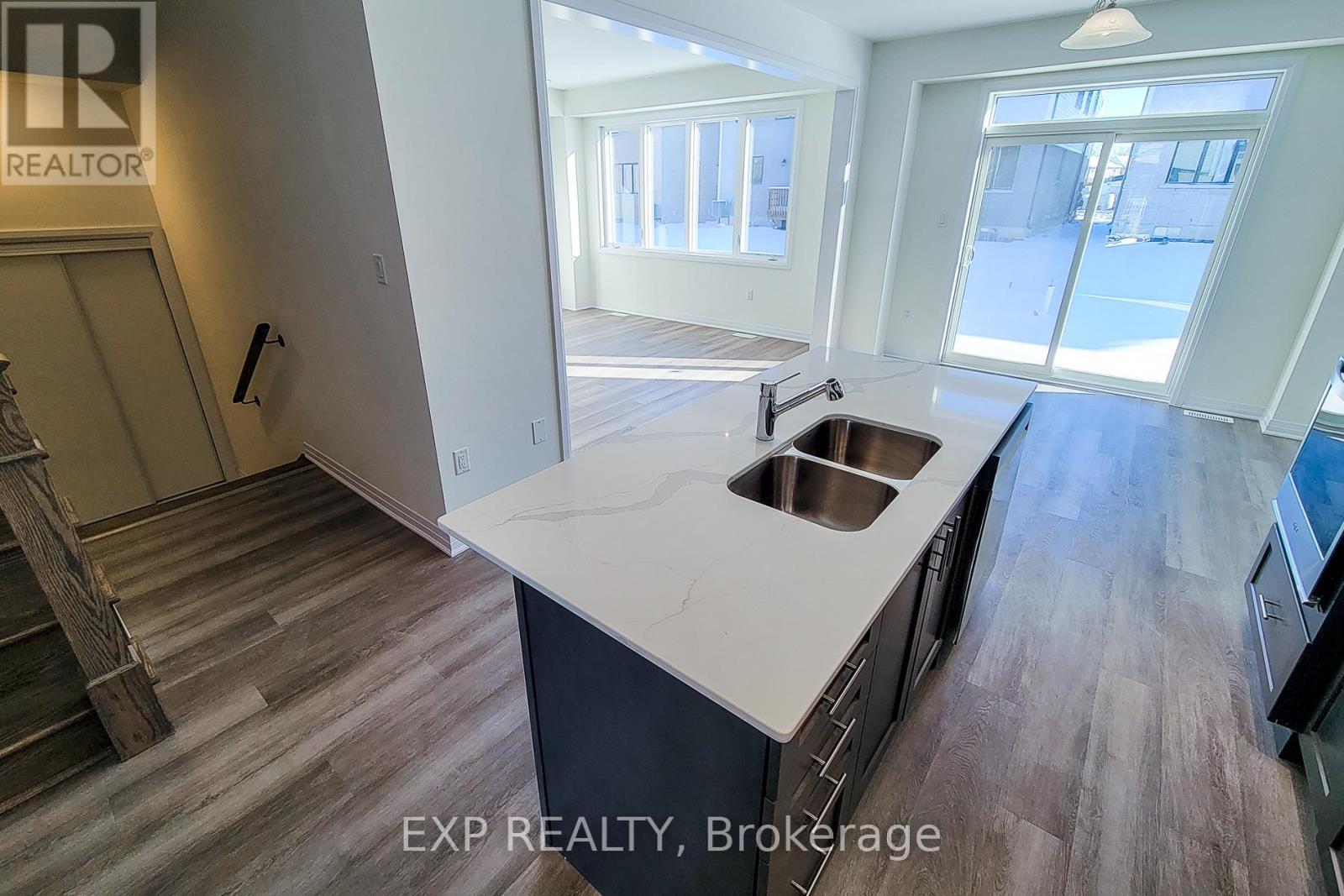 31 Turnbull Drive, Brantford, ON - Indoor