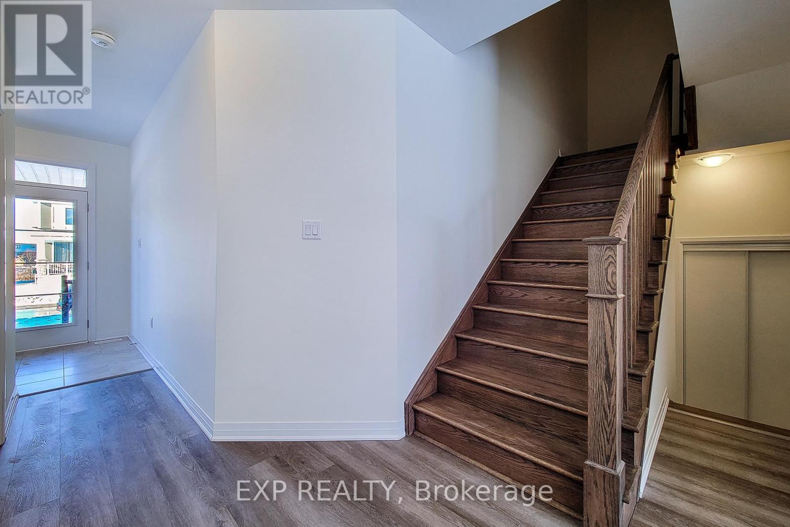 31 Turnbull Drive, Brantford, ON - Indoor Photo Showing Other Room