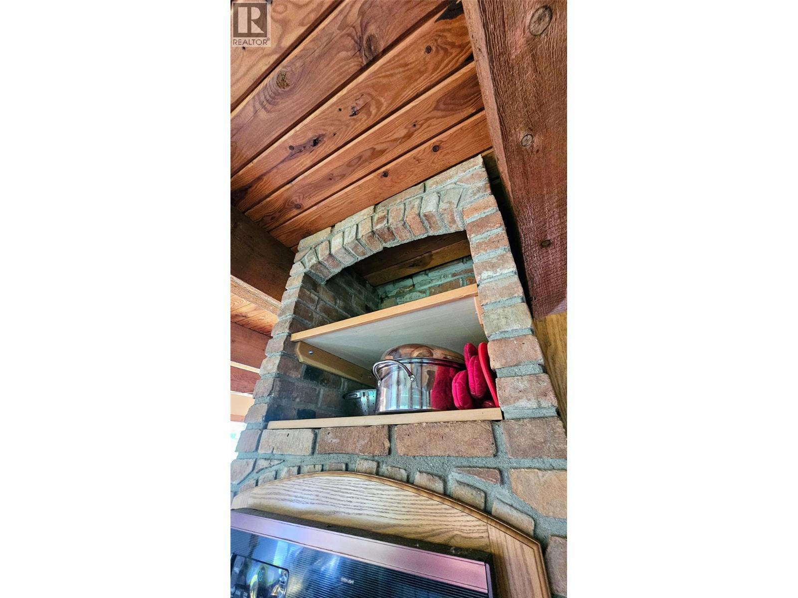 8496 B Procter Road E, Procter, BC -