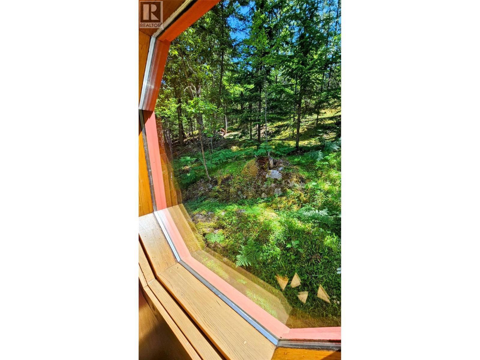 8496 B Procter Road E, Procter, BC -