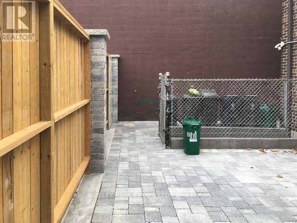 4 - 451 Parliament Street, Toronto, ON -