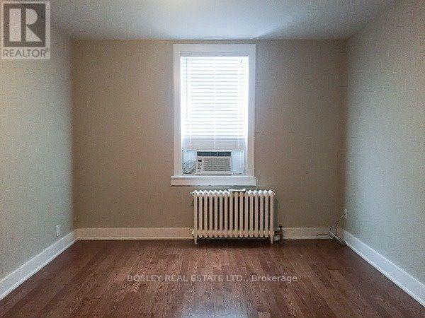 4 - 451 Parliament Street, Toronto, ON - Indoor Photo Showing Other Room