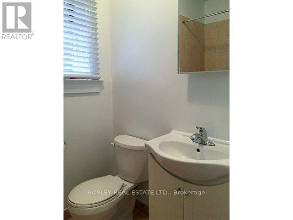 4 - 451 Parliament Street, Toronto, ON - Indoor Photo Showing Bathroom