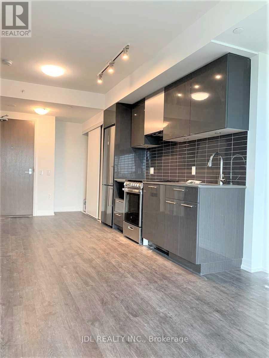 3702 - 251 Jarvis Street, Toronto, ON - Indoor Photo Showing Kitchen