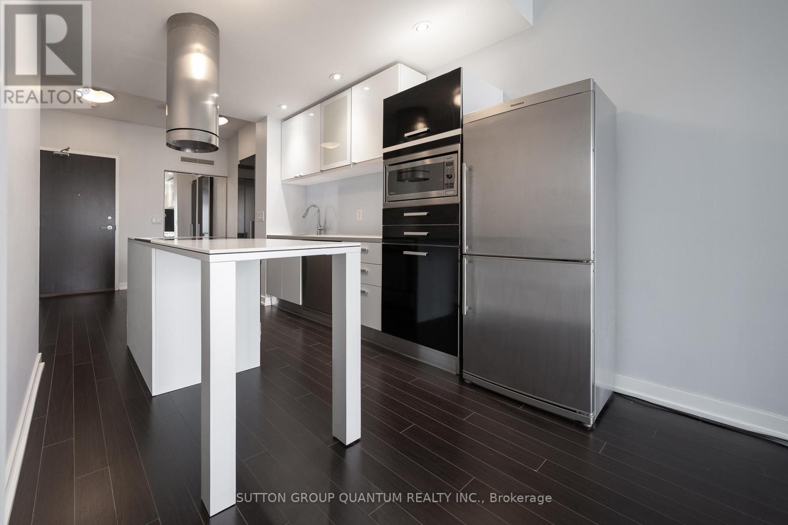 2606 - 38 Dan Leckie Way, Toronto, ON - Indoor Photo Showing Kitchen