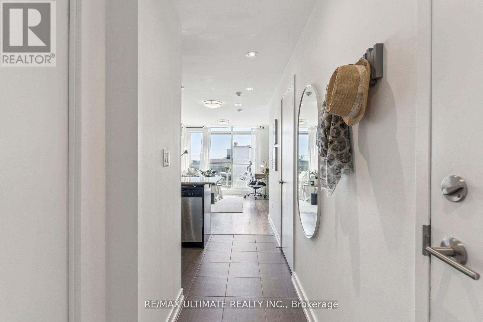 1402 - 816 Lansdowne Avenue, Toronto, ON - Photo Showing Other Room