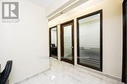 13 - 680 Rexdale Boulevard, Toronto, ON