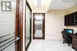 13 - 680 Rexdale Boulevard, Toronto, ON