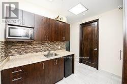 13 - 680 Rexdale Boulevard, Toronto, ON