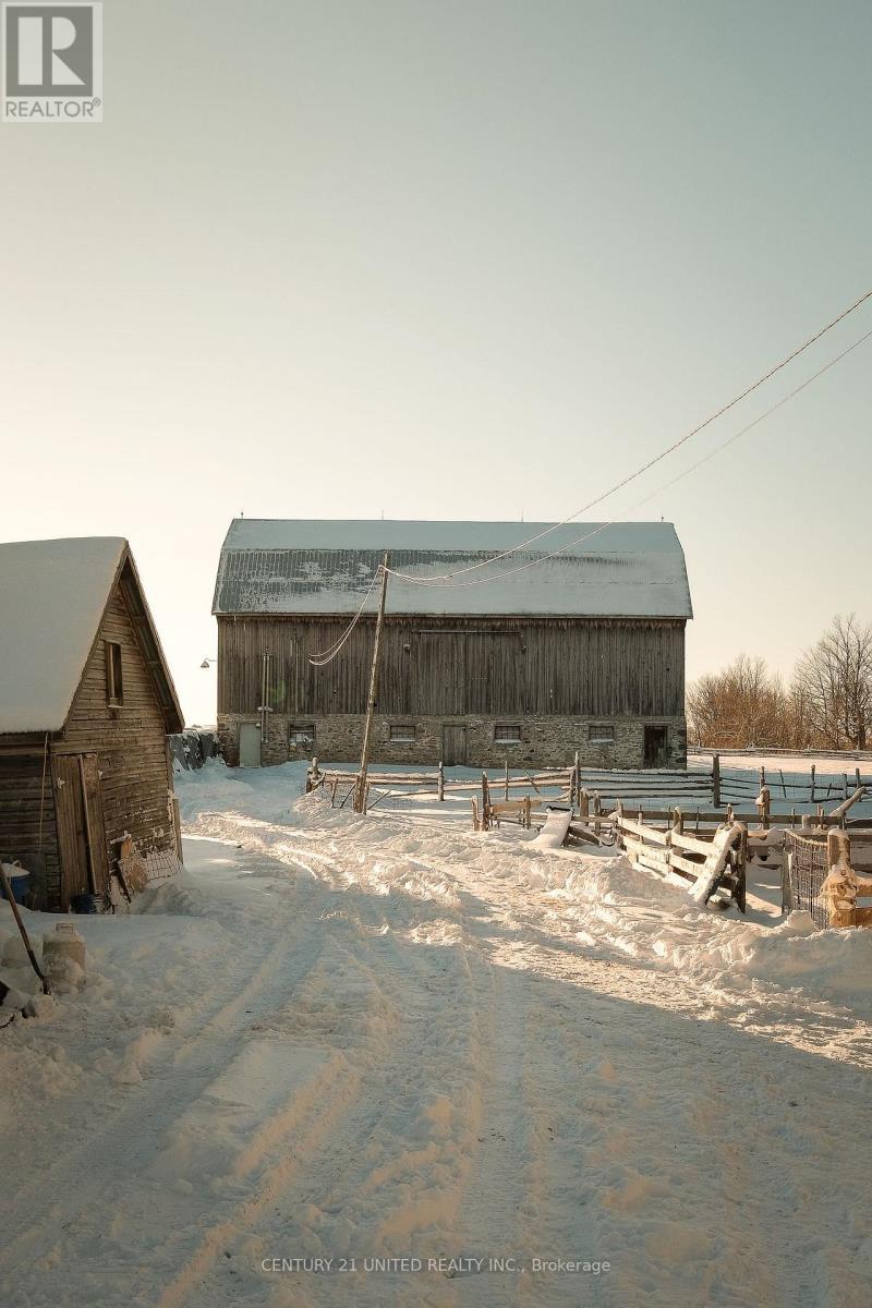 1624 Tara Road, Selwyn, ON