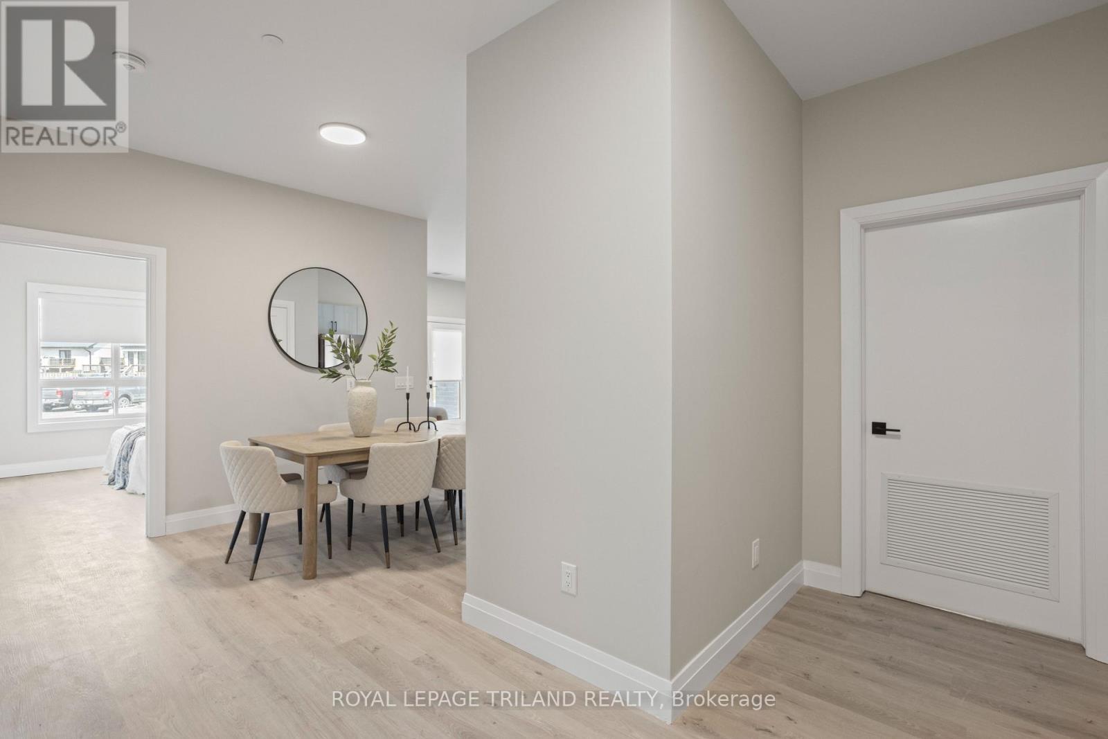 101 - 33318 Richmond Street, Lucan Biddulph (Lucan), ON