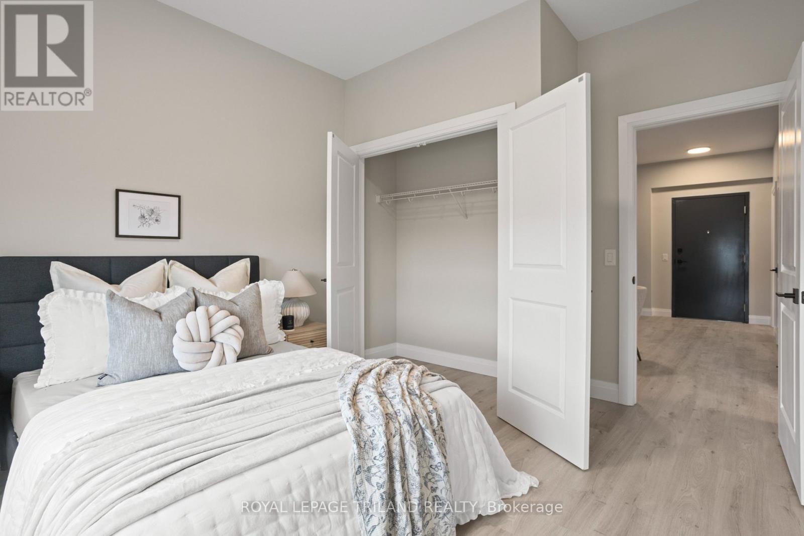 101 - 33318 Richmond Street, Lucan Biddulph (Lucan), ON