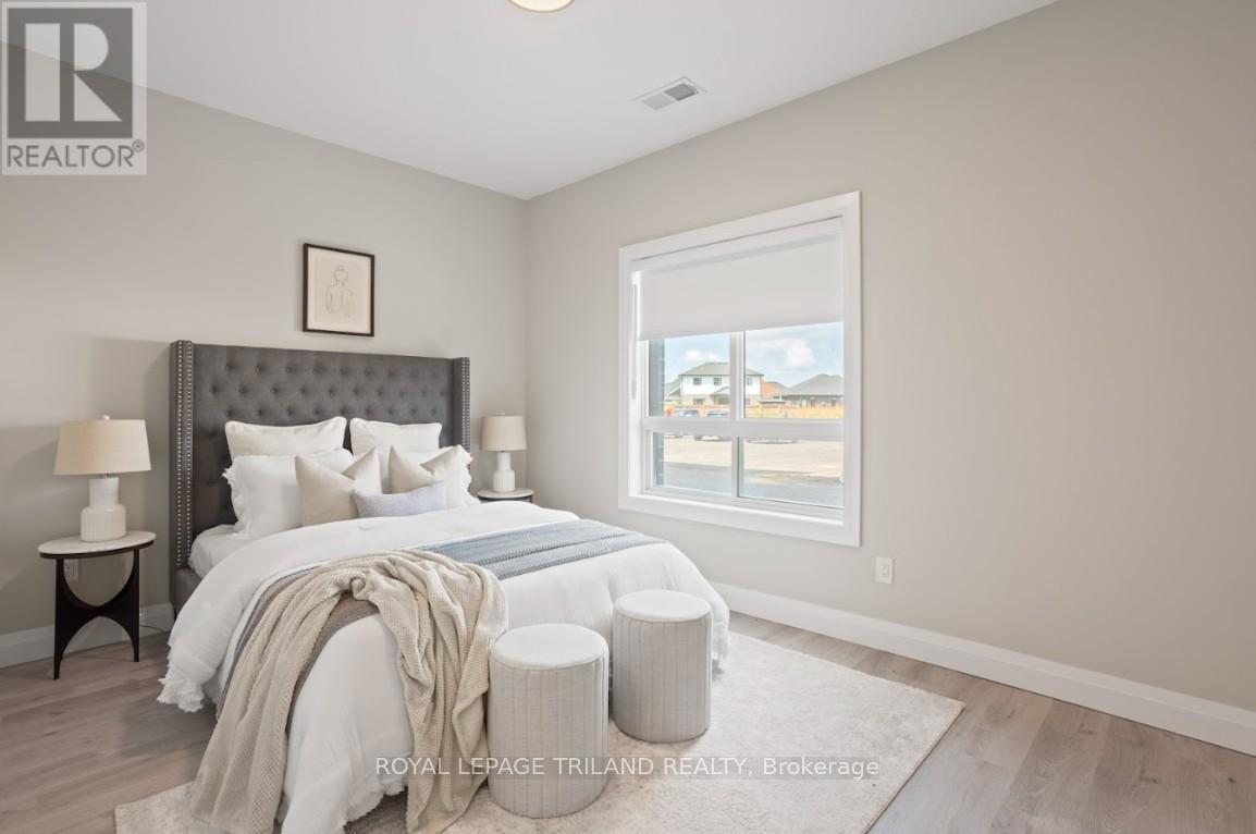 101 - 33318 Richmond Street, Lucan Biddulph (Lucan), ON