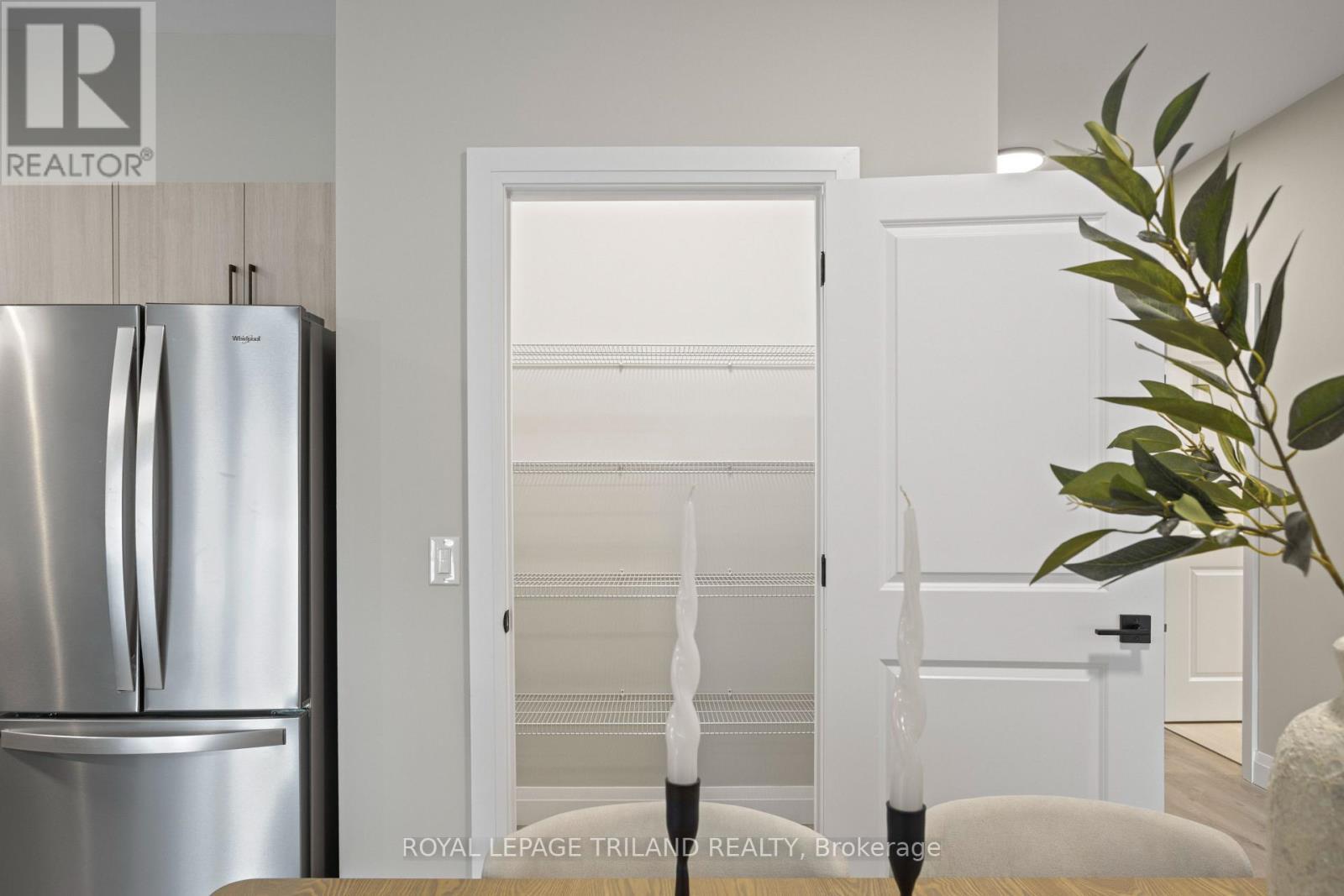 101 - 33318 Richmond Street, Lucan Biddulph (Lucan), ON