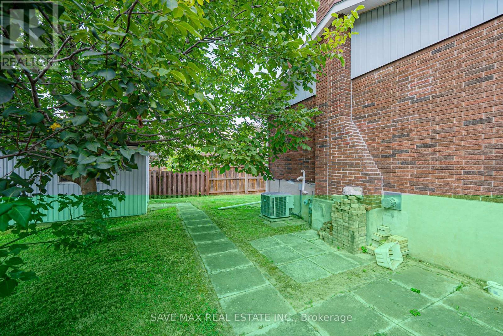 6307 Carolyn Avenue, Niagara Falls, ON - Outdoor