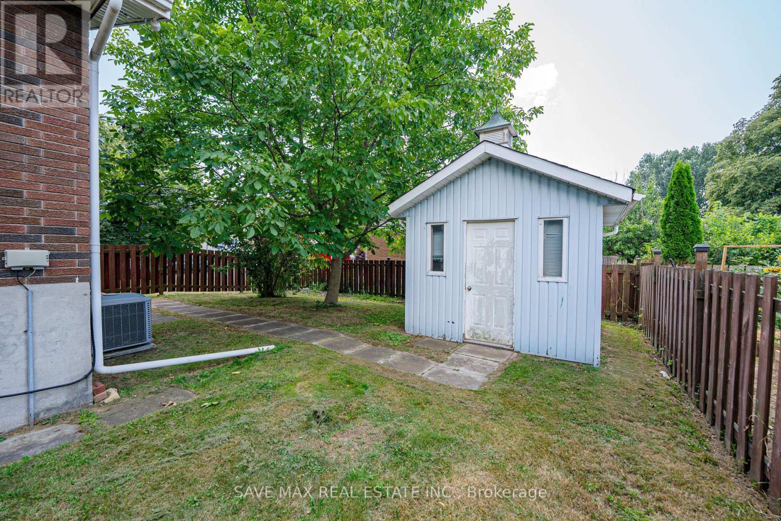 6307 Carolyn Avenue, Niagara Falls, ON - Outdoor