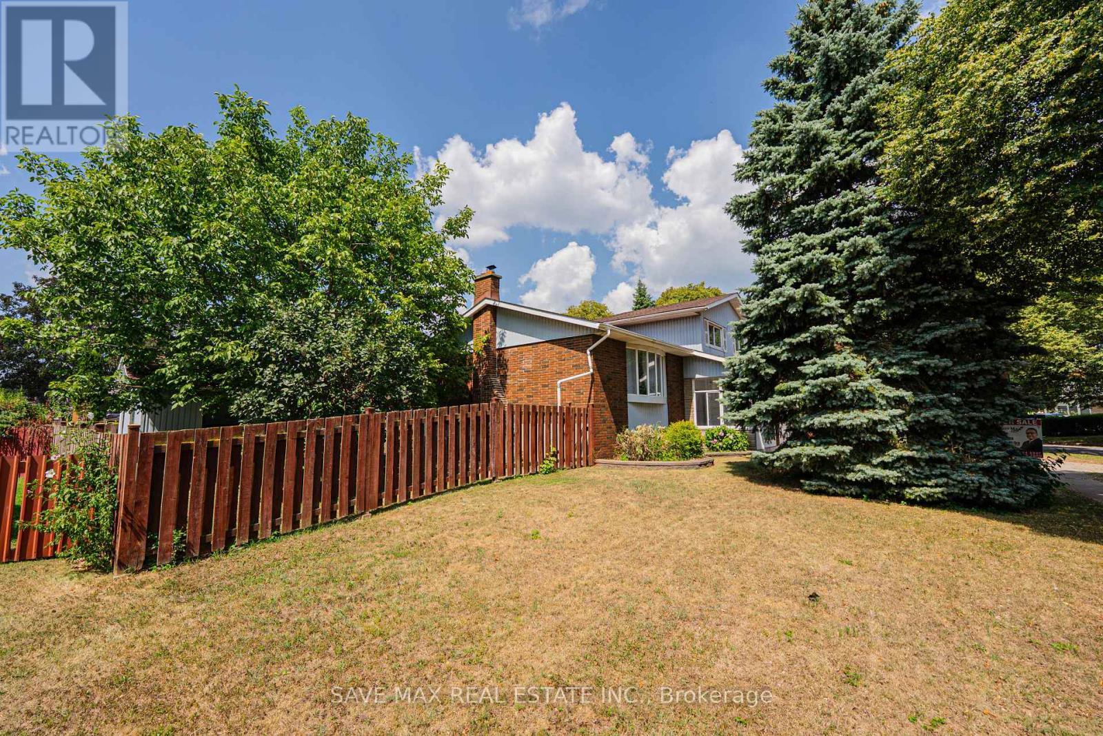 6307 Carolyn Avenue, Niagara Falls, ON - Outdoor