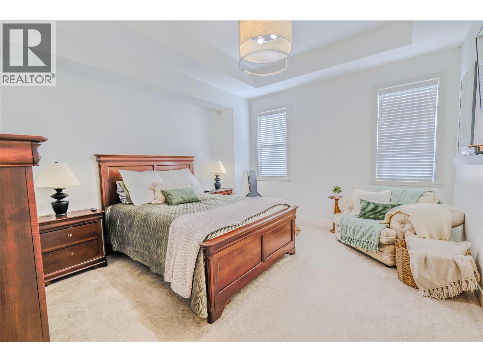 641 Shuswap Road Unit# 228, Kamloops, BC - Indoor Photo Showing Bedroom