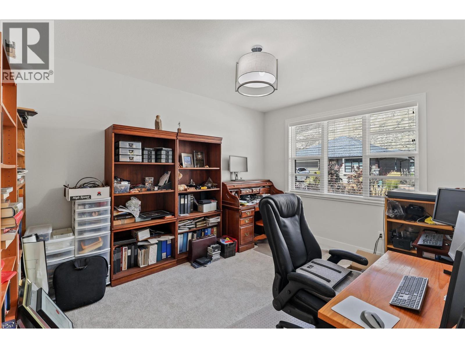 641 Shuswap Road Unit# 228, Kamloops, BC - Indoor Photo Showing Office