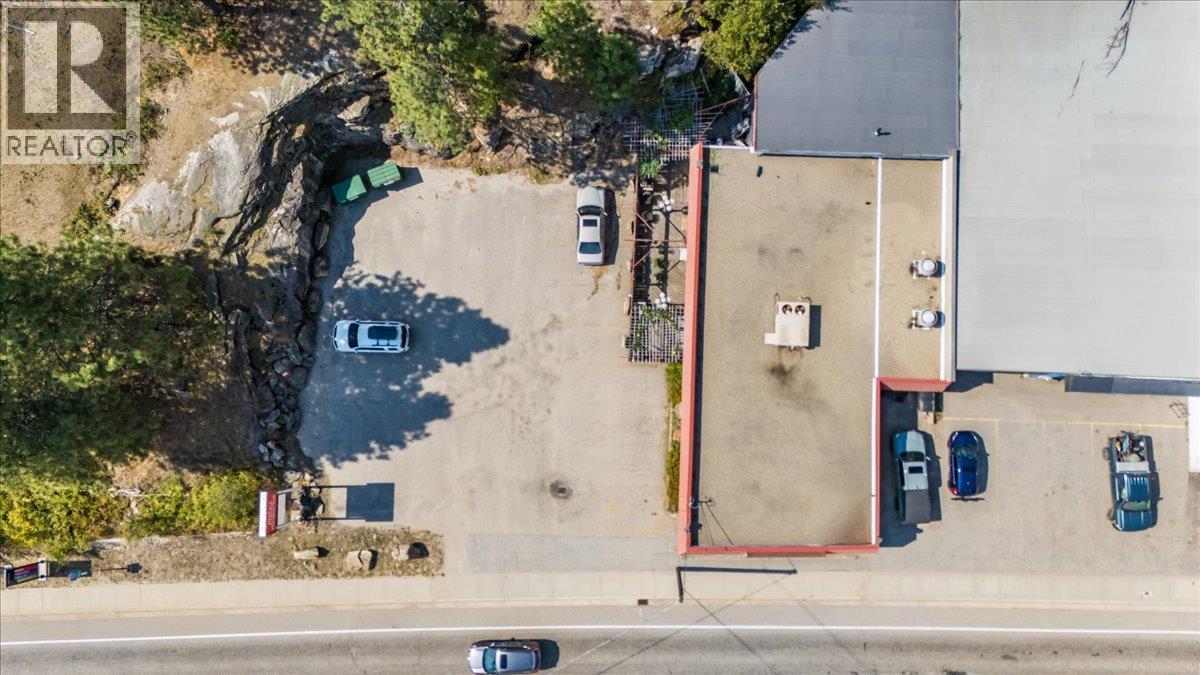 932 And 938 Columbia Avenue, Castlegar, BC