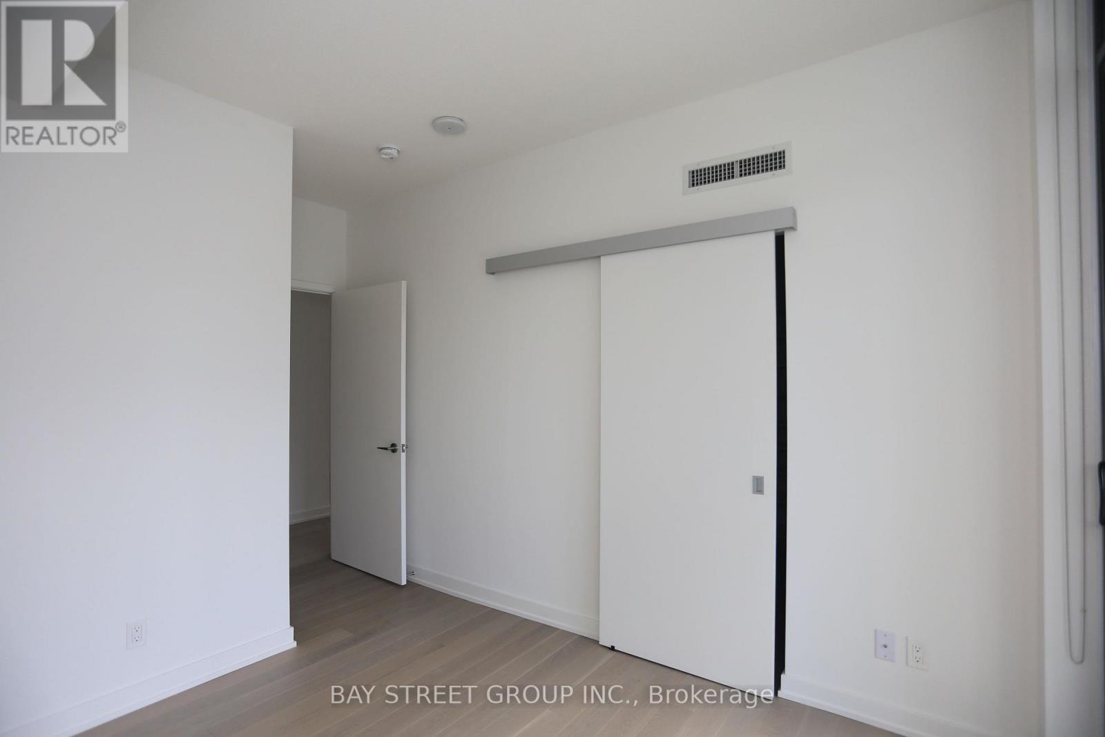 2705 - 25 Richmond Street, Toronto, ON - Indoor Photo Showing Other Room