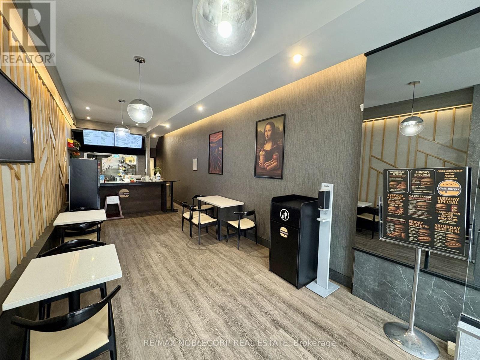 671 Queen Street W, Toronto, ON